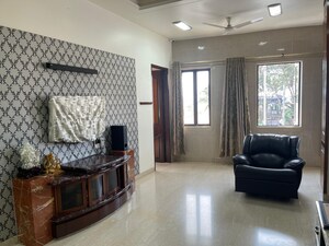2 BHK Apartment For Rent in Hirani Skyview Castle, Kurla