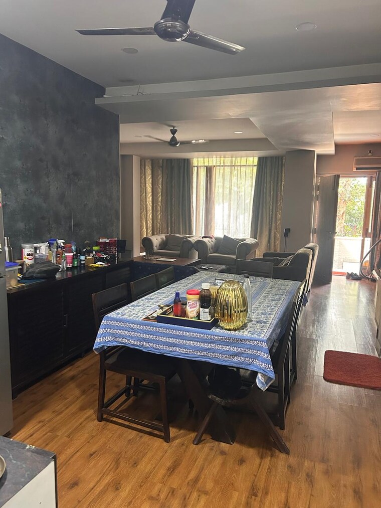 Living Room, kalkaji 3 Bedroom 1850 Sq.Ft. Builder Floor In Kalkaji Delhi 9690261