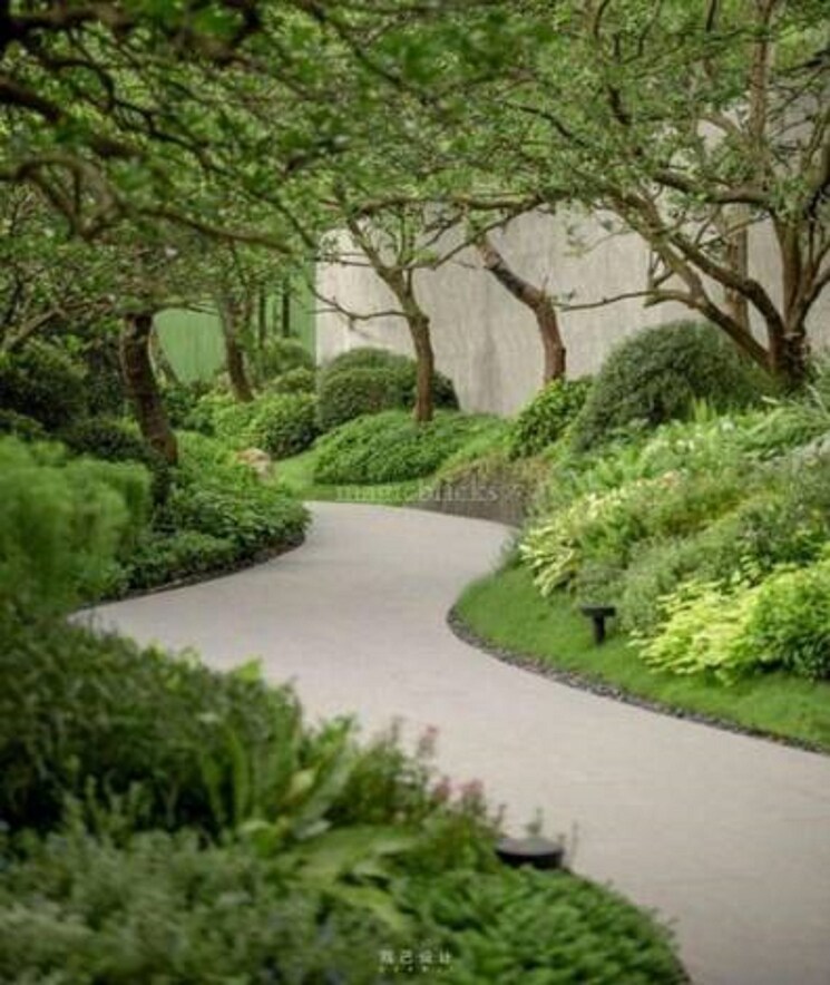 Garden, magarpatta city 4 Bedroom 2000 Sq.Ft. Apartment In Magarpatta City Pune 9690275