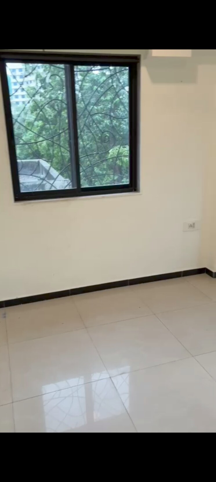 Room, pr-khar-sundeep 2 Bedroom 700 Sq.Ft. Apartment In Khar West Mumbai 9690286