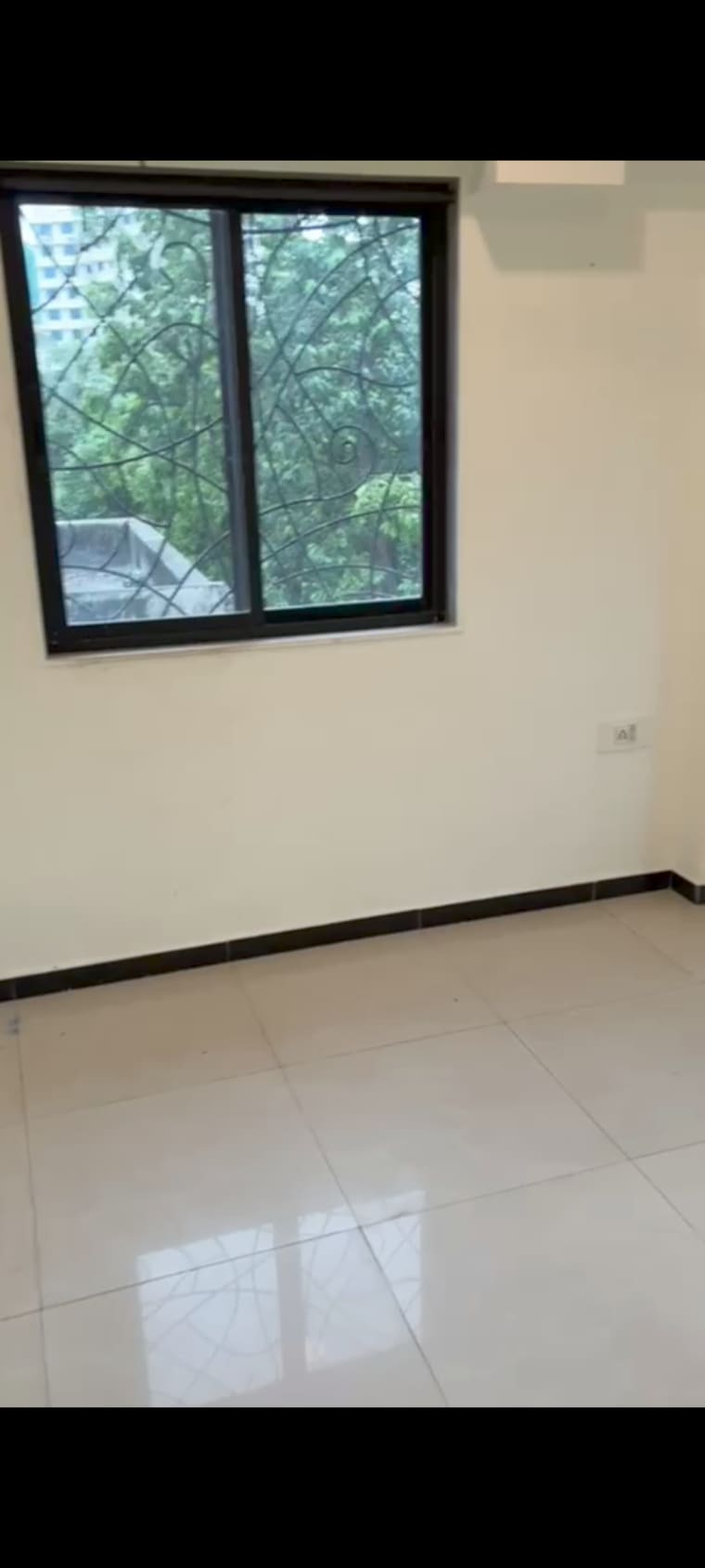 Room, pr-khar-sundeep 2 Bedroom 700 Sq.Ft. Apartment In Khar West Mumbai 9690286