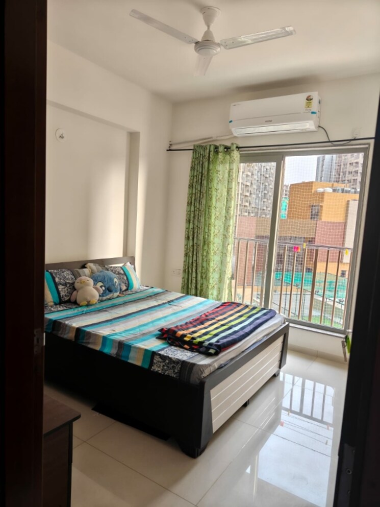 Bedroom, vaishnodevi circle 2 Bedroom 1200 Sq.Ft. Apartment In Vaishnodevi Circle Ahmedabad 9690291