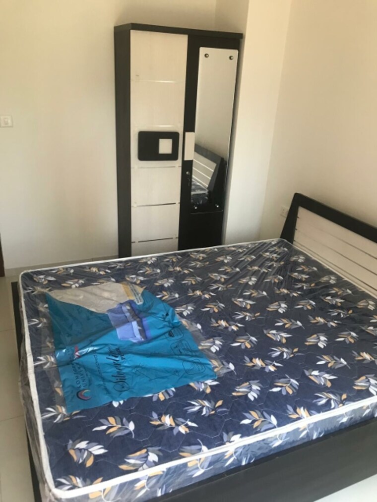 Bedroom, vaishnodevi circle 2 Bedroom 1200 Sq.Ft. Apartment In Vaishnodevi Circle Ahmedabad 9690291