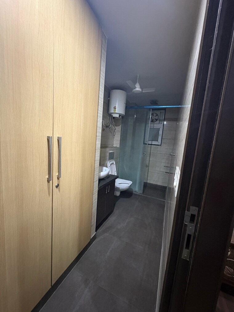 undefined, malviya nagar 2 Bedroom 100 Sq.Yd. Builder Floor In Malviya Nagar Delhi 9690306