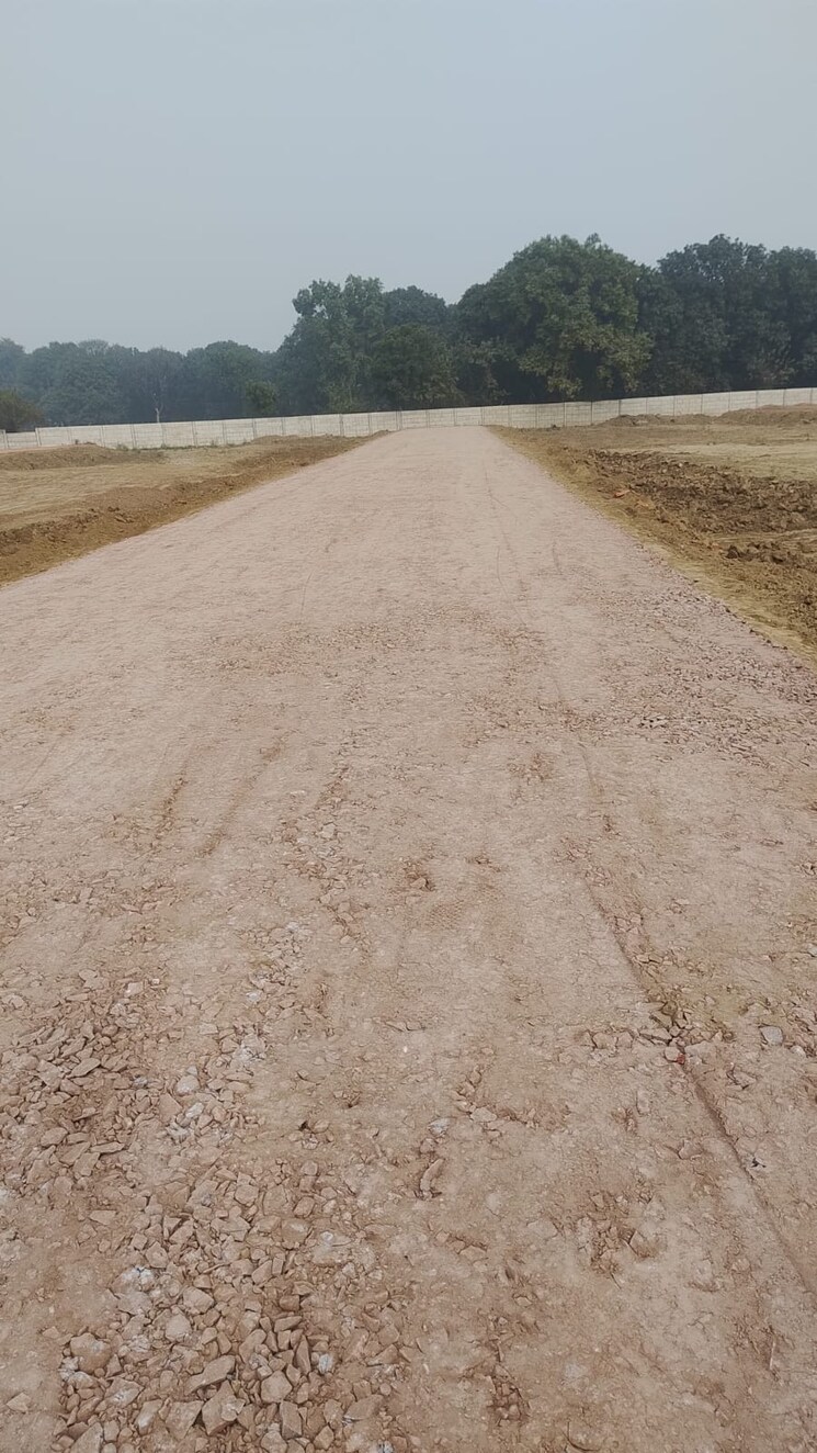 undefined, dadri  110 Sq.Yd. Plot In Dadri Greater Noida 9690309