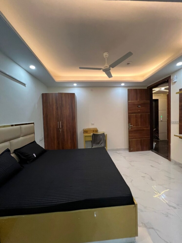 Bedroom, dlf-city-phase-iv 1 RK 450 Sq.Ft. Builder Floor In Dlf Phase iv Gurgaon 9690319