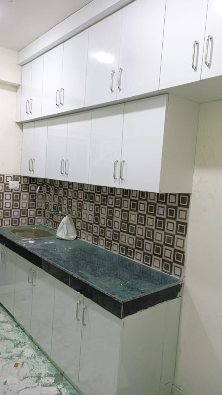 Kitchen, vvip-homes 3 Bedroom 1495 Sq.Ft. Apartment In Gaur City 2 Greater Noida 9690320