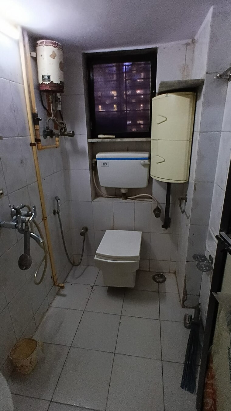 Team Area, borivali west 1 Bedroom 450 Sq.Ft. Apartment In Borivali West Mumbai 9690324