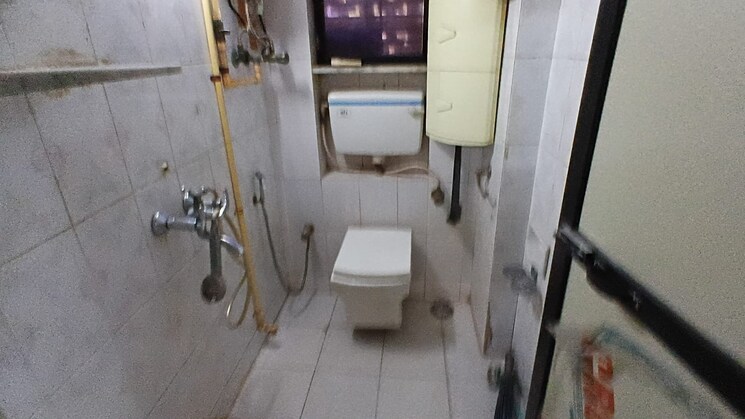 Team Area, borivali west 1 Bedroom 450 Sq.Ft. Apartment In Borivali West Mumbai 9690324