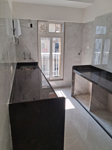 2 BHK Apartment For Rent in Deep Tower, Andheri West