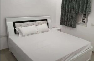 Bedroom in 3 BHK Apartment at Hazratganj – for Rent