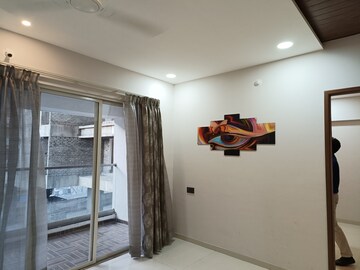 Room in 2 BHK Apartment at Kamalraj Datta Vihar, Moshi – for Rent