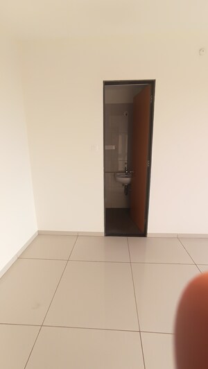 1 BHK Apartment For Rent in Chandak 34 Park Estate, Goregaon West