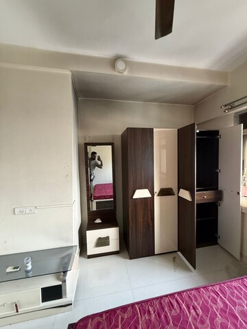 Bedroom in 4 BHK Apartment at Darsshan Ricco, Lower Parel – for Rent