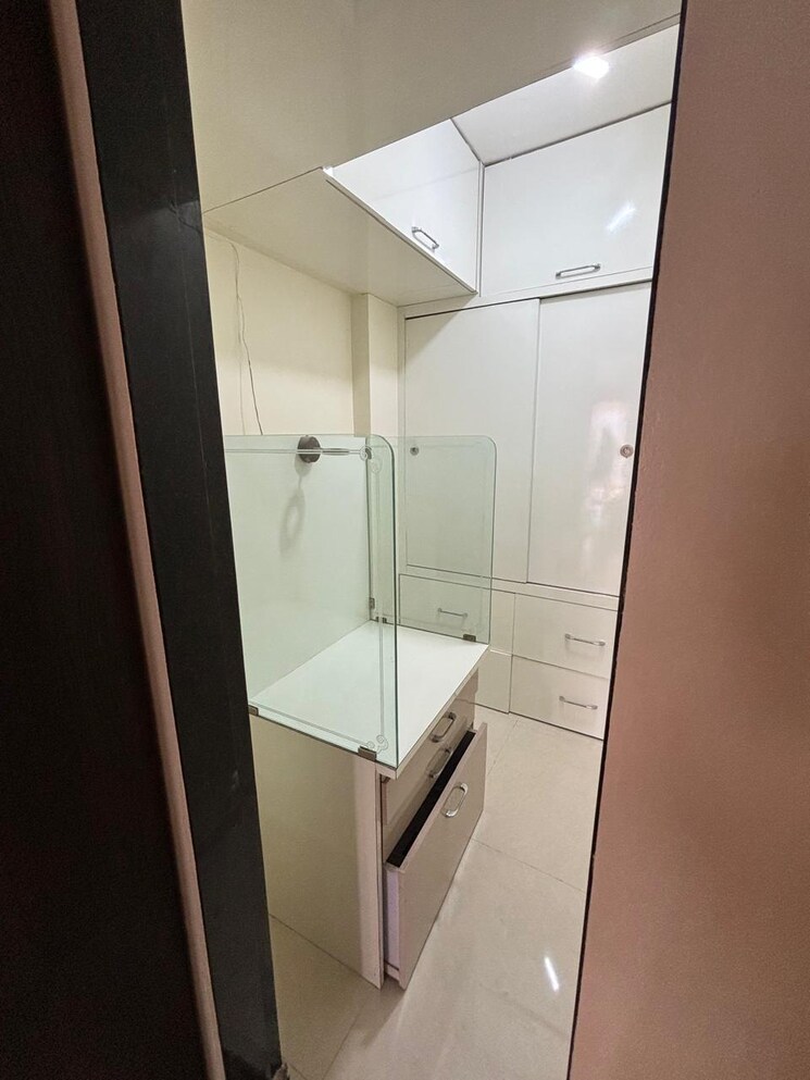 Bathroom, venkatesh-skydale-phase-2 3 Bedroom 1400 Sq.Ft. Apartment In Sinhagad Road Pune 9690425