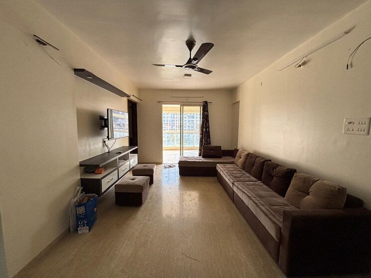 Living Room, venkatesh-skydale-phase-2 3 Bedroom 1400 Sq.Ft. Apartment In Sinhagad Road Pune 9690425