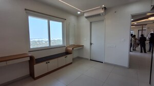 Room in 3 BHK Apartment at Jayabheri The Nirvana, Gopanpally – for Rent