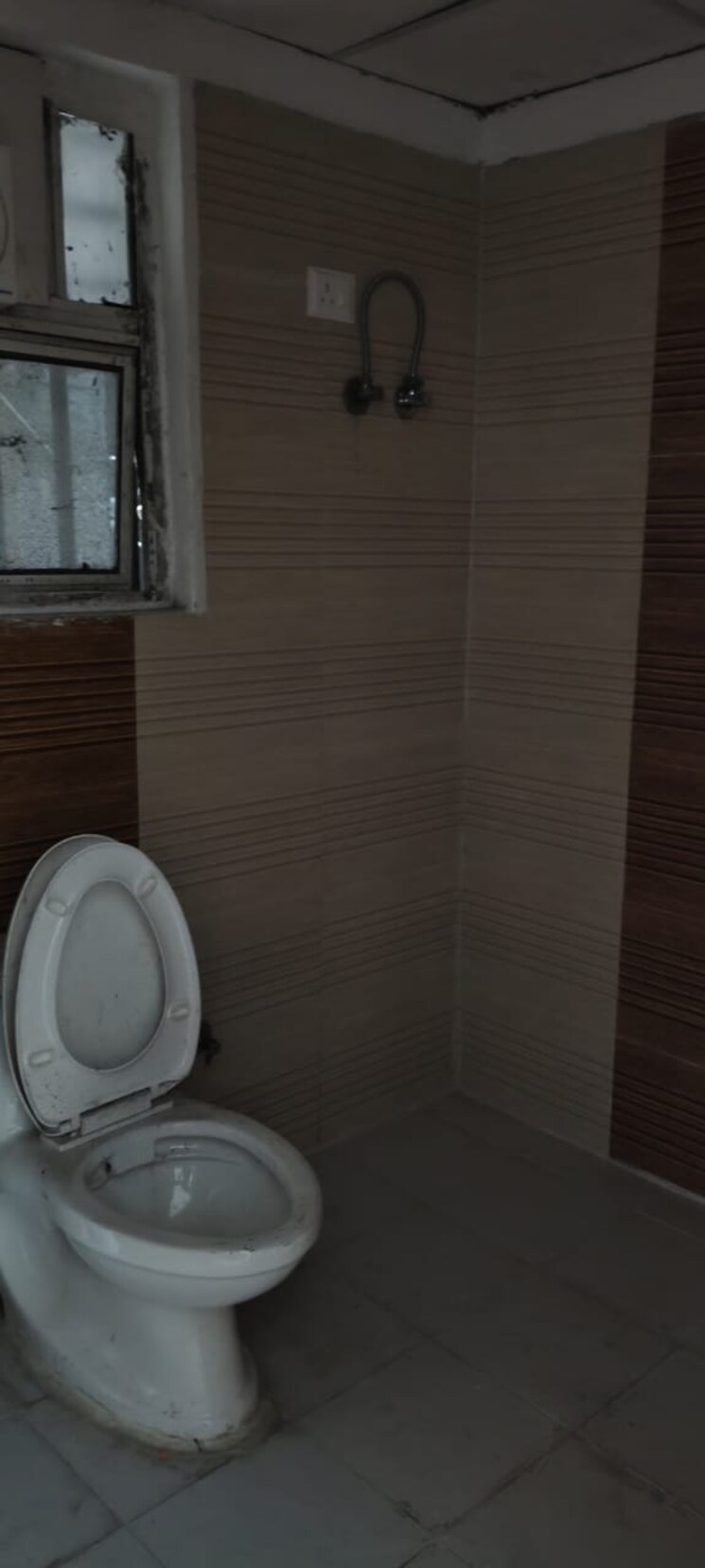 Bathroom, gardenia-golf-city 3 Bedroom 1550 Sq.Ft. Apartment In Sector 75 Noida 9690452