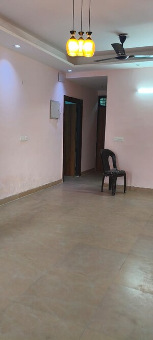 Room in 3 BHK Apartment at Gardenia Golf City, Sector 75 – for Rent