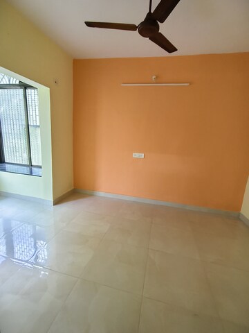 Room in 1 BHK Apartment at Gokuldham Complex, Goregaon East – for Rent