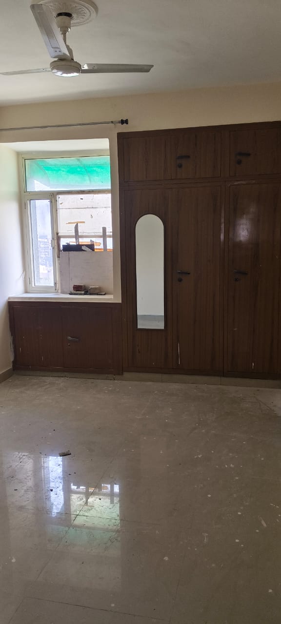 2 BHK Apartment For Sale in Charms Heritage