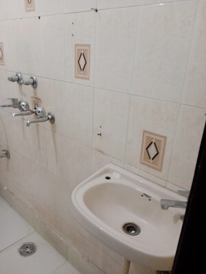 Bathroom in 2 BHK Builder Floor at Huda – for Rent