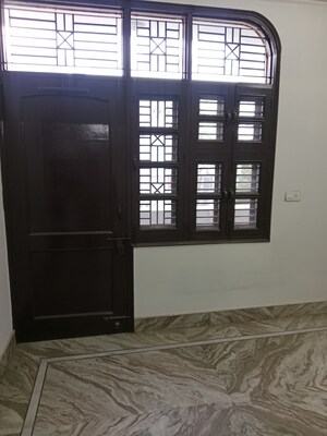 Room in 3 BHK Builder Floor at Huda – for Rent