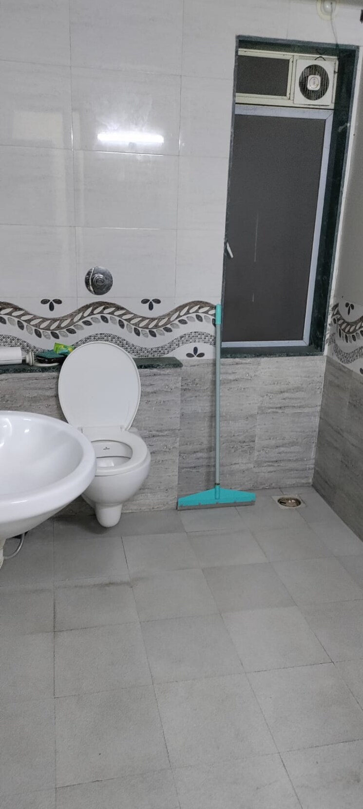 Bathroom, neumec-chandelier-court 3 Bedroom 1200 Sq.Ft. Apartment In Worli Mumbai 9690522