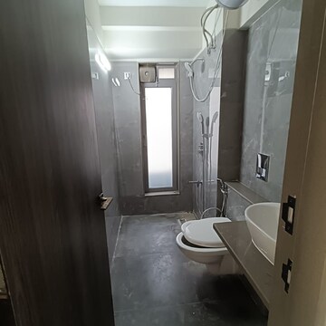 Bathroom in 2 BHK Apartment at Dosti Eastern Bay Phase 2, Antop Hill Warehousing Society – for Rent