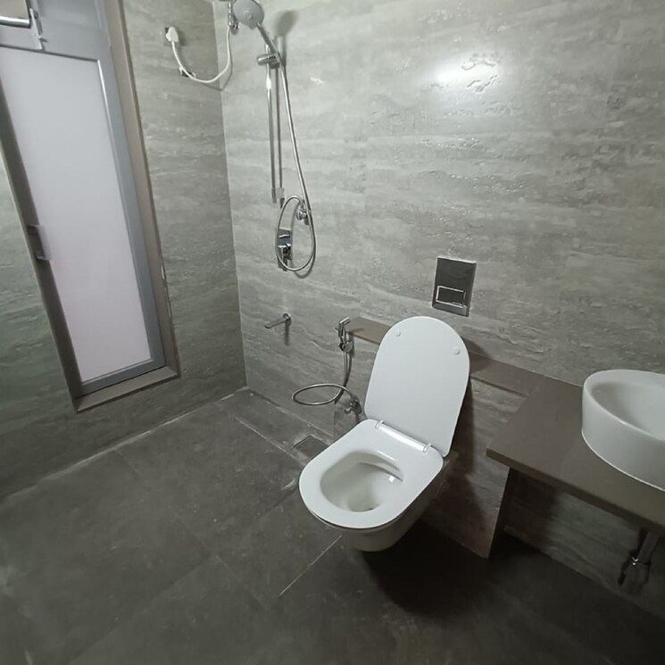 Bathroom, dosti-eastern-bay-phase-2 2 Bedroom 666 Sq.Ft. Apartment In Antop Hill Warehousing Society Mumbai 9690531