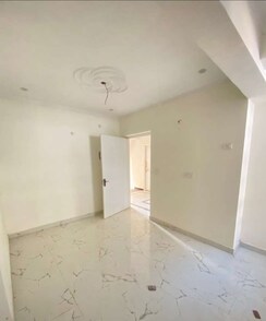 3 BHK + Pooja Room Apartment For Sale in Hazratganj