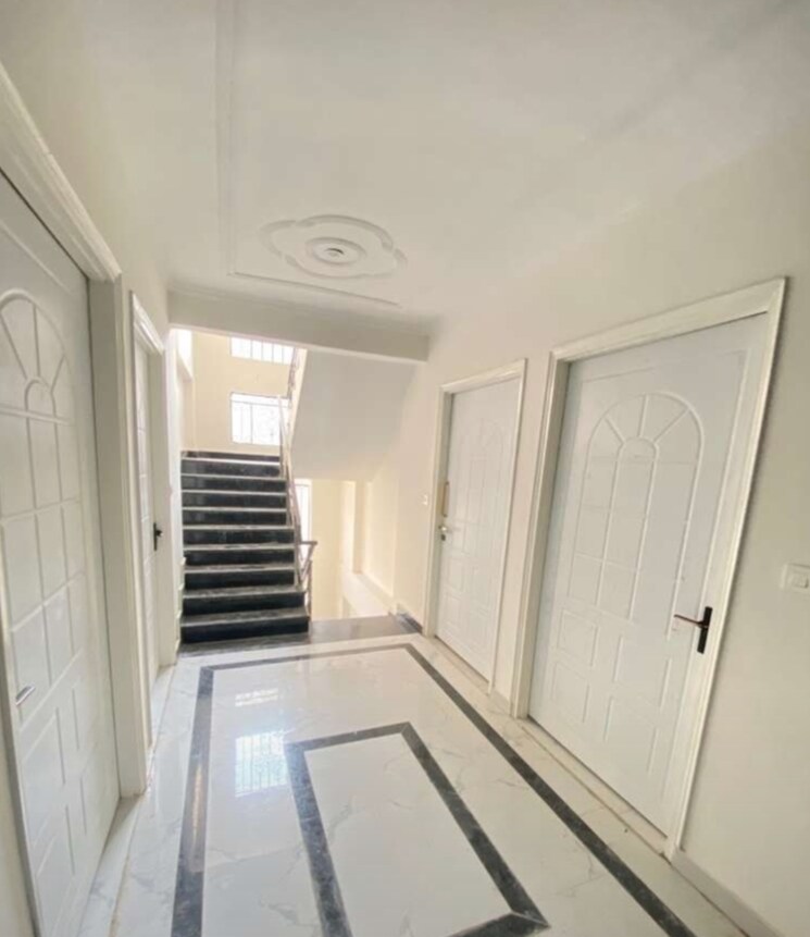 undefined, hazratganj 3 Bedroom 1605 Sq.Ft. Apartment In Hazratganj Lucknow 9690537