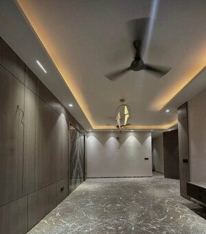 Bedroom in 1 BHK Apartment at Udyog Vihar – for Rent