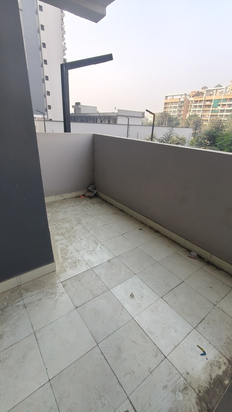 Balcony, amolik-sankalp 1 Bedroom 424 Sq.Ft. Apartment In Sector 85 Faridabad 9690546