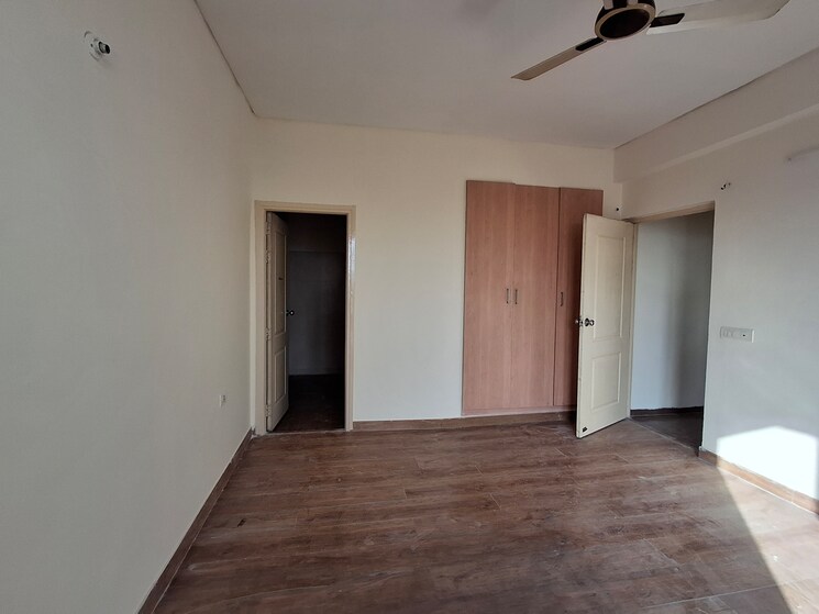 Room, umang-summer-palms 2 Bedroom 1250 Sq.Ft. Apartment In Sector 86 Faridabad 9690561