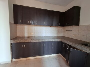 Kitchen in 2 BHK Apartment at Umang Summer Palms, Sector 86 – for Rent