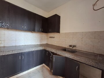 Kitchen in 2 BHK Apartment at Umang Summer Palms, Sector 86 – for Rent
