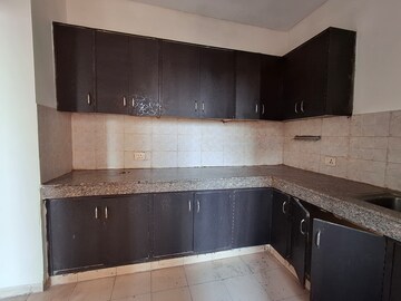 Kitchen in 2 BHK Apartment at Umang Summer Palms, Sector 86 – for Rent