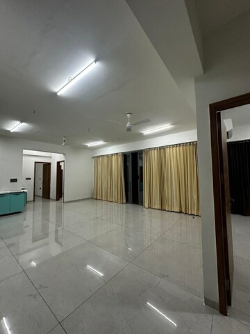 Room in 3 BHK Apartment at Koba – for Rent