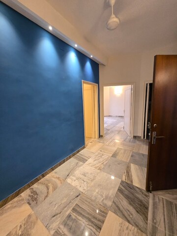 Room in 2 BHK Builder Floor at Lajpat Nagar I – for Rent