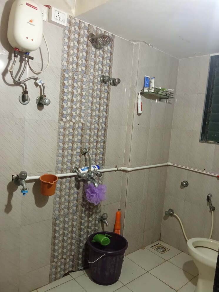 Bathroom, maa-enrich 2 Bedroom 600 Sq.Ft. Apartment In Malad East Mumbai 9690590