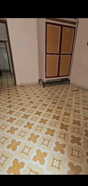 2 BHK Builder Floor For Rent in Ghatlodia