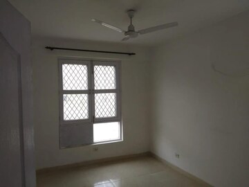 2 BHK Apartment For Rent in Tulip Lemon, Sector 69