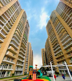 2.5 BHK + Study Room Apartment For Sale in Migsun Twinz