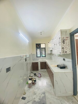 Building Lobby in 3 BHK Builder Floor at Green Fields Colony – for Sale