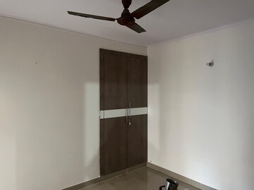Furnished Amenities in 2 BHK Apartment at JM Florence, Tech Zone 4 Greater Noida – for Rent