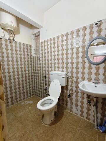 Bathroom in 2 BHK Apartment at Akshaya Enclave New Thippasandra, New Thippasandra – for Rent