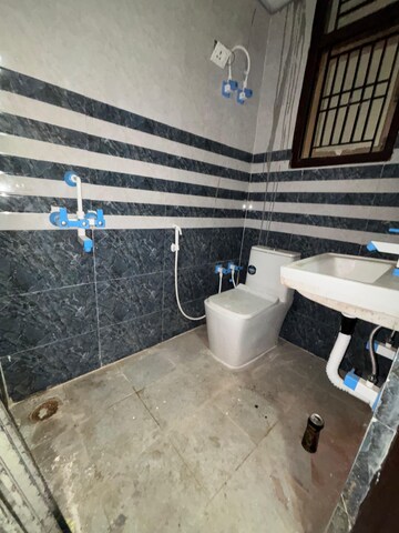 Master Bedroom in 2 BHK Builder Floor at CGHS Shatabdi Enclave, Sector 49 – for Sale