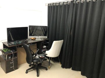 Team Area in 2.5 BHK Apartment at Lotus Lotus Link Square, Malad West – for Rent