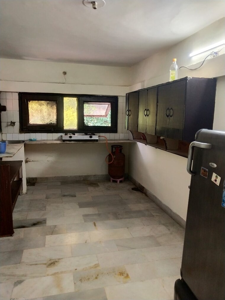 Kitchen, sector 55 2 Bedroom 950 Sq.Ft. Builder Floor In Sector 55 Noida 9690787